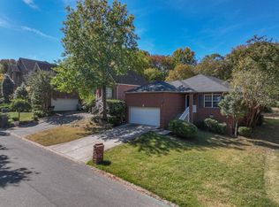219 Waterview Dr, Hendersonville, TN 37075