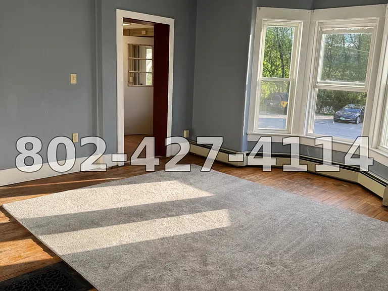 330 Charles St #1 — Photo 4