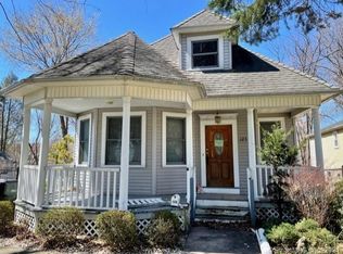 125 Ridge Rd, Wethersfield, CT 06109