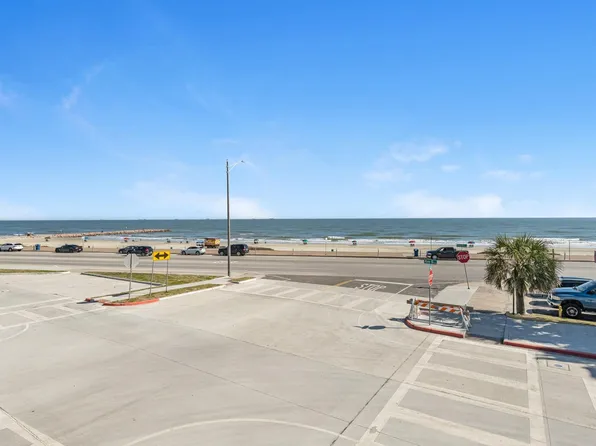 3102 Avenue S, Galveston, TX 77550