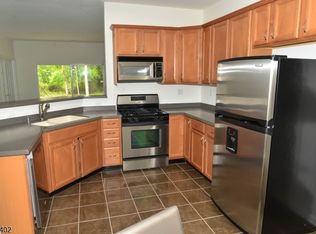 2103 Neville Ct #2103, Somerset, NJ