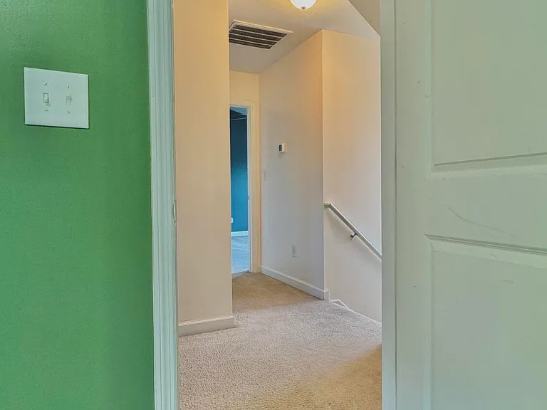 140 Broadleaf Dr — Photo 13