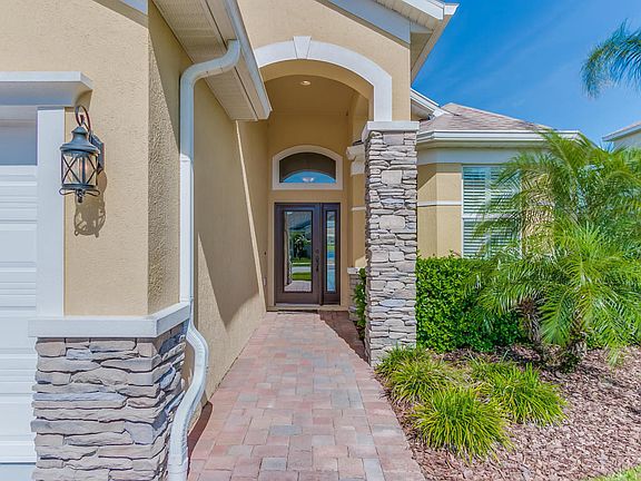 3rd image of 3677 Hollisten Cir
