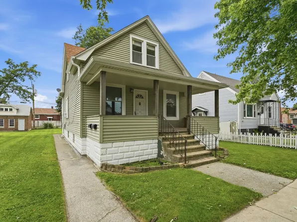 237 142nd St, Hammond, IN 46327