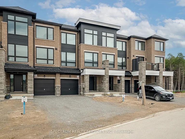 146 Blue Forest Cres — Photo 1