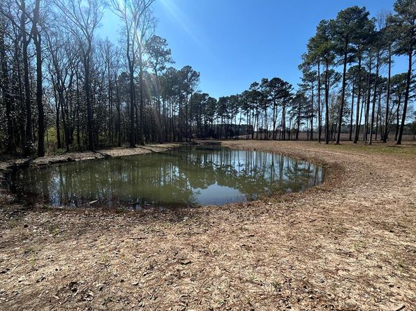 15 Webb Rd, Dothan, AL 36303