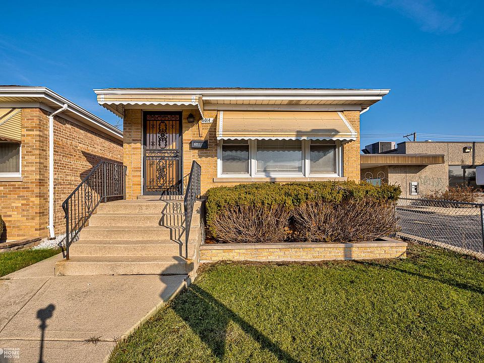 1st image of 6014 W Montrose Ave