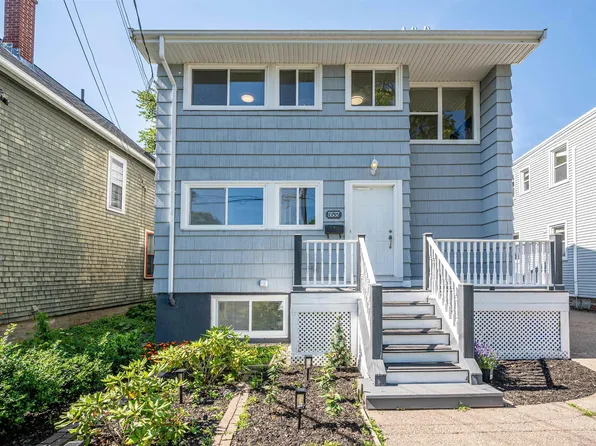5537 Atlantic St, Halifax, NS B3H 1G6