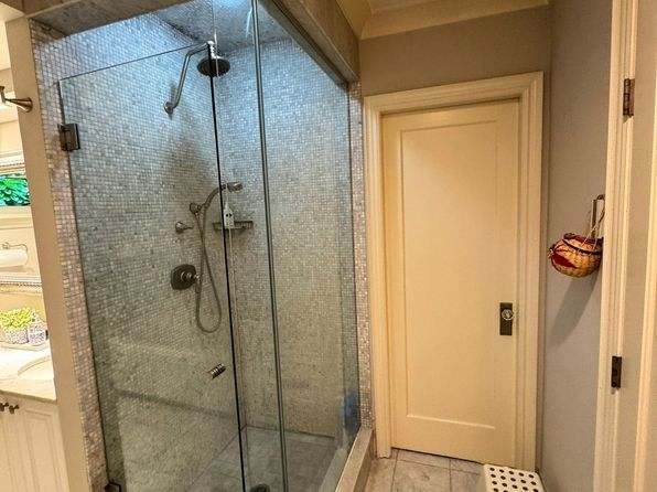 2 bedroom rental in West Vancouver — photo 24