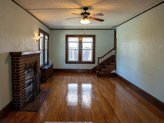 3rd image of 325 Noble Ave NE