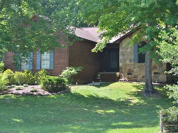 Covered front entrance