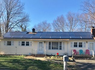 2 Lawrence Ave, Howell, NJ 07731