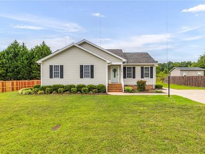 1249 Durham Meadows Dr, Burlington, NC, 27217