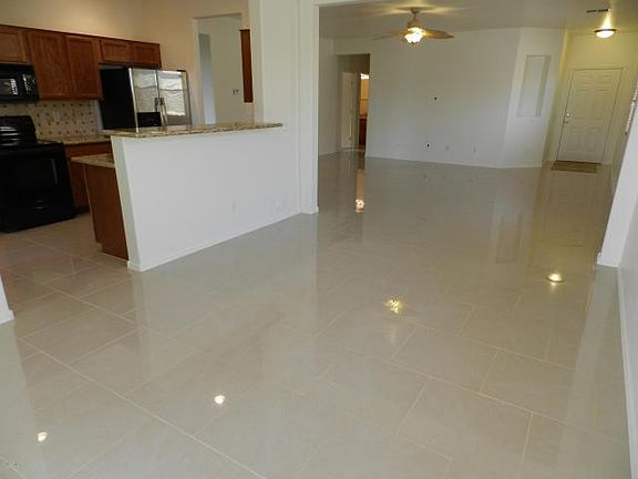 4th image of 7107 W Saint Charles Ave
