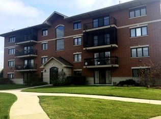 6840 W Winding Trl UNIT 101, Oak Forest, IL 60452