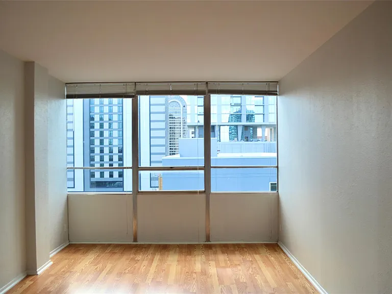 1800 Lavaca St #807 — Photo 2