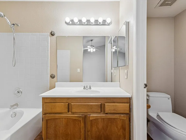 1743 E Tara Dr — Photo 13