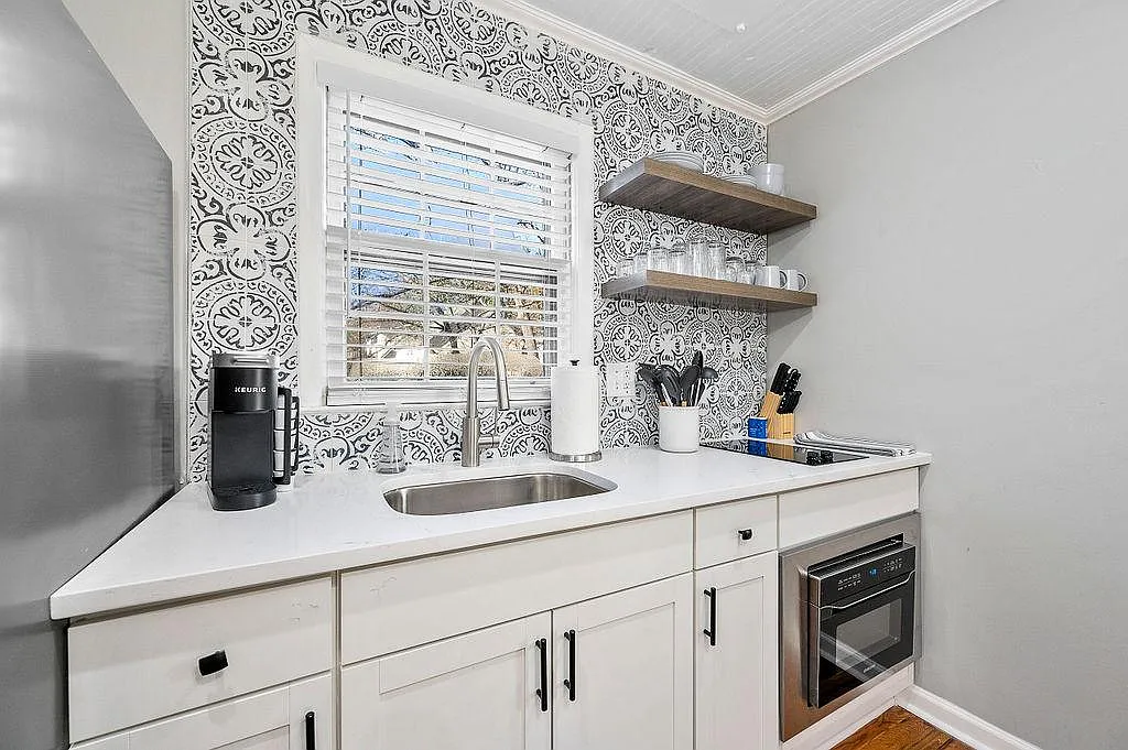 1 bed, 775 sqft, $2,950 — Photo 3