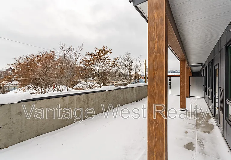 1215 Saint Paul St #205 — Photo 17