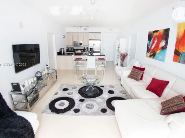 79 SW 12th St, Miami, FL