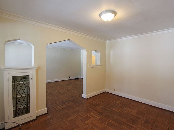 3rd image of 777 Shady Dr E APT 203