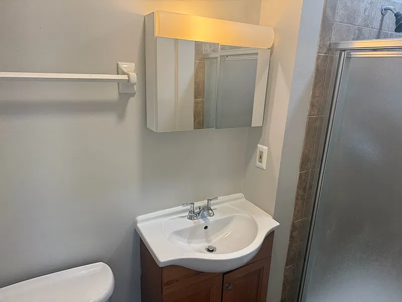 1 bed, 480 sqft, $1,095 — Photo 4
