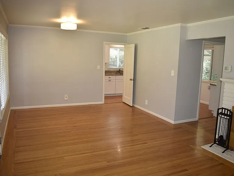 5311 Callister Ave — Photo 9
