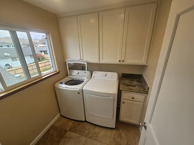 335 Las Vegas St #1 — Photo 29