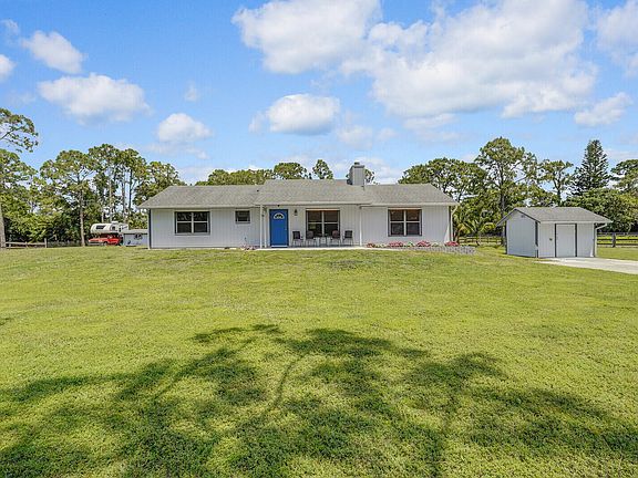 3rd image of 16243 E Mayfair Drive
