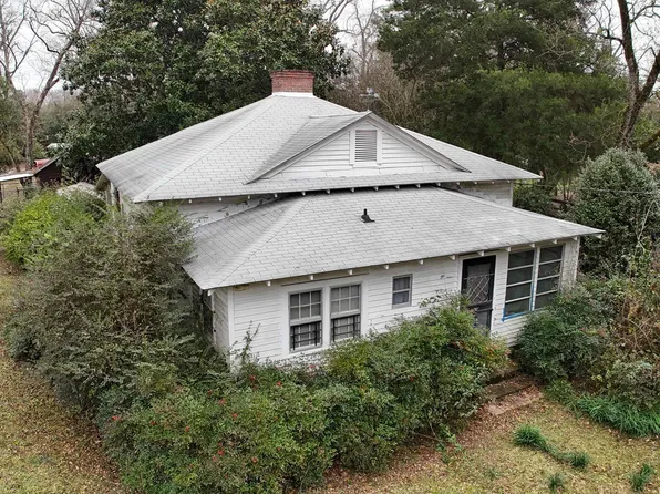 1917 Old Hopkins Rd, Hopkins, SC 29061