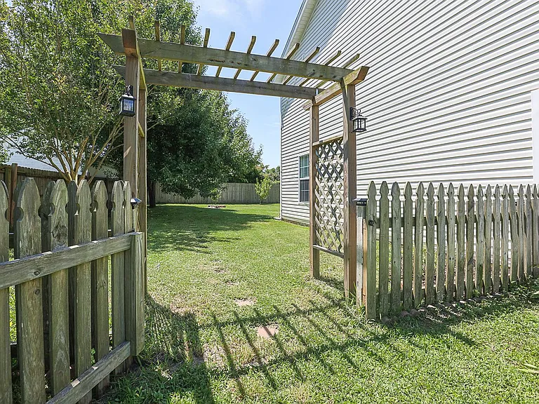103 Ponderosa Dr — Photo 3