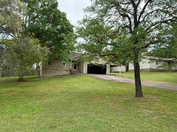 205 NW 17th St, Atkins, AR 72823