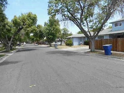 2nd image of 3934 N Channing Ave