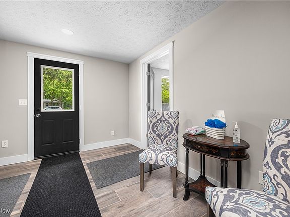 4th image of 12364 Avalon Dr