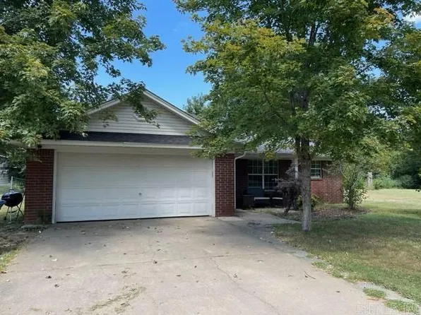 2106 Sugar Creek Dr, Conway, AR 72034