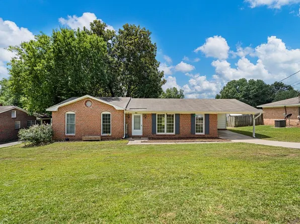 1501 Fletcher Dr, Phenix City, AL 36867