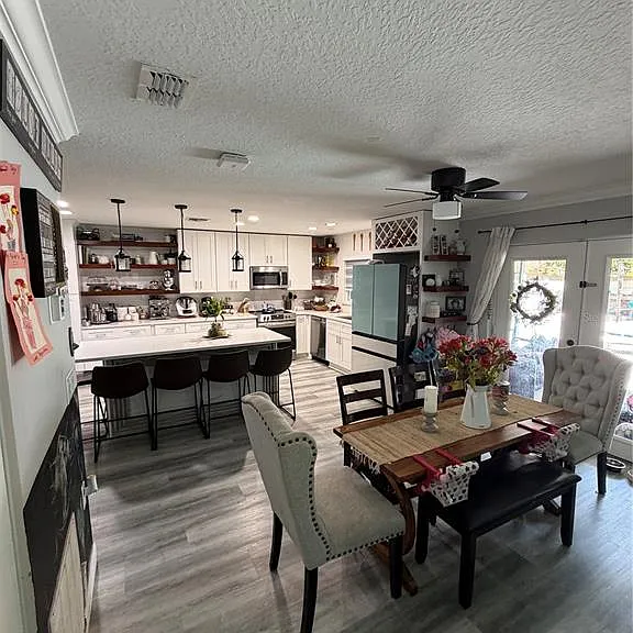 1409 Ponce De Leon Blvd — Photo 11