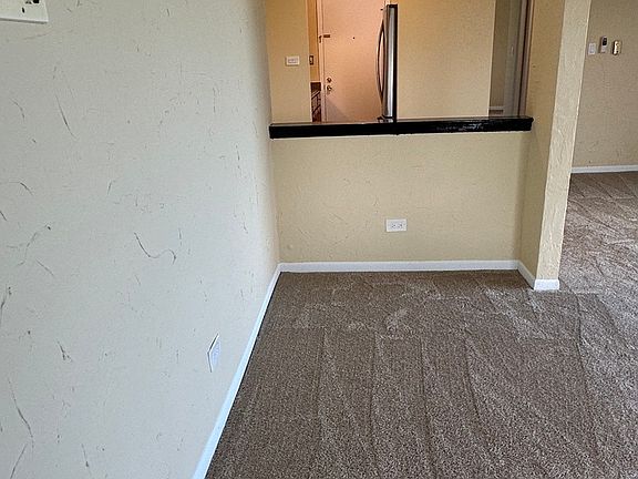 3rd image of 15802 Terrace Dr #3E