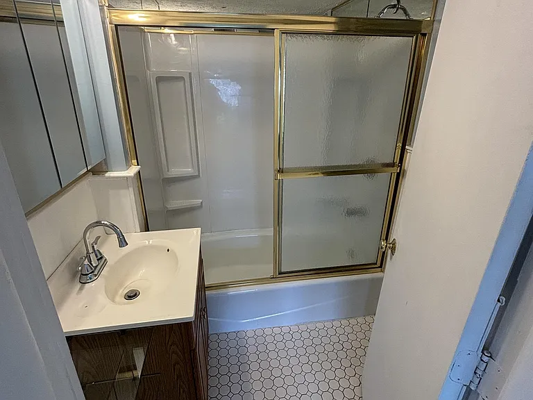 232 Ocean St #3 — Photo 11