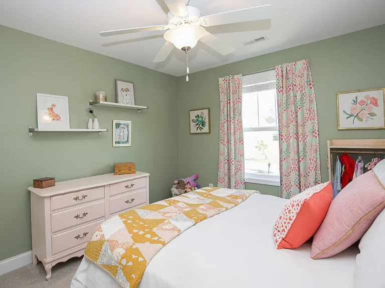240 Parrish Ln — Photo 35
