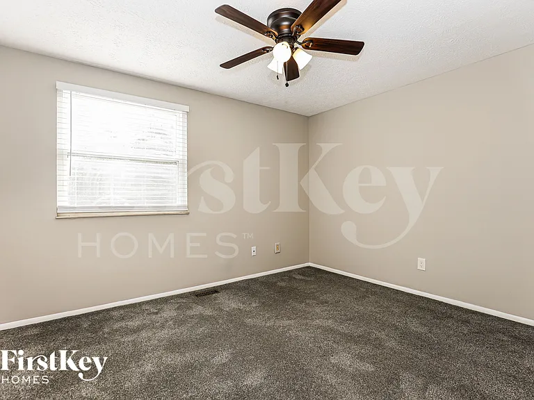 4207 Edinburgh Dr — Photo 13