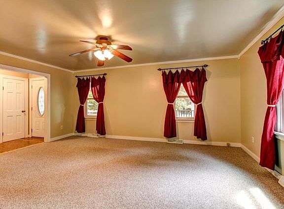 5th image of 6712 Oakview Dr