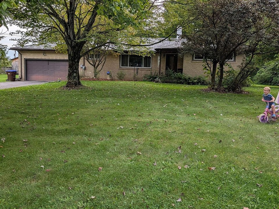 1st image of 610 Bedford Rd