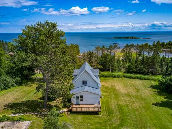 278 E 1st St, Knife River, MN 55609