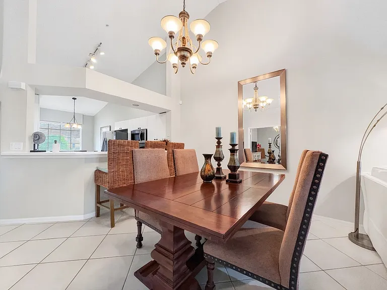 8175 Celeste Dr #1230 — Photo 19