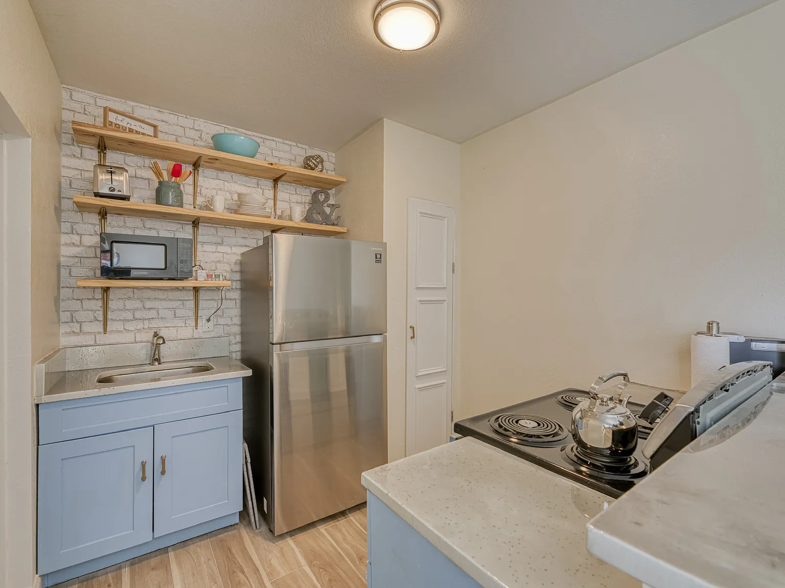 8042 NW 12th Ave — Photo 3
