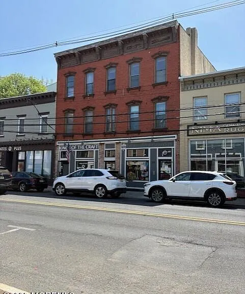27 W Front St #C — Photo 1
