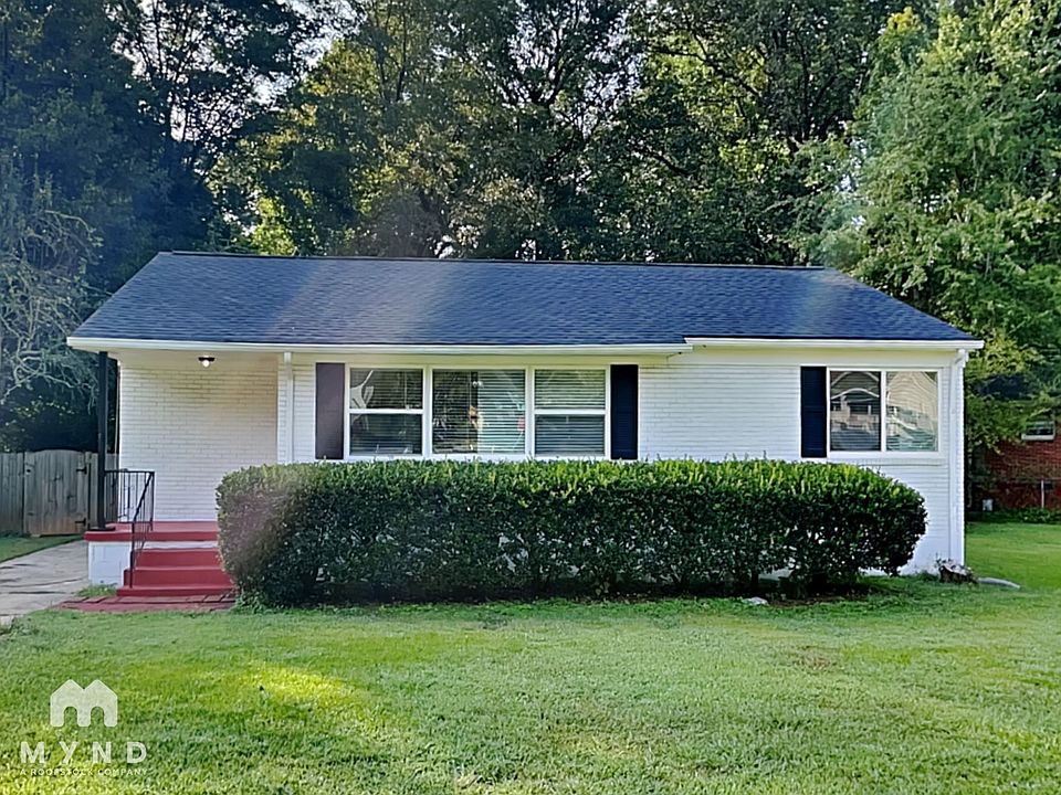 1st image of 742 Quaker St SW