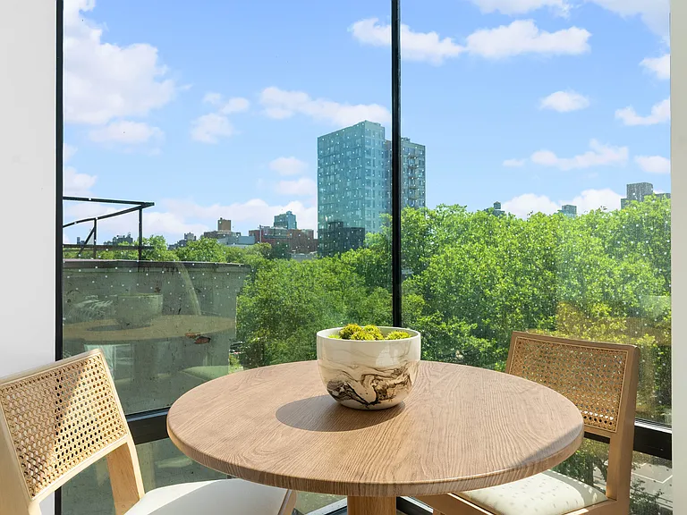 125 Chrystie St #405 — Photo 6