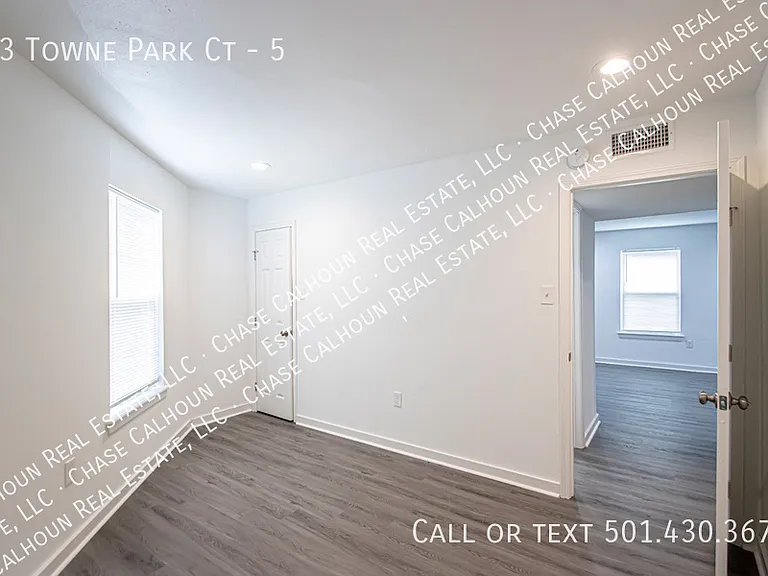 23 Towne Park Ct #5 — Photo 52